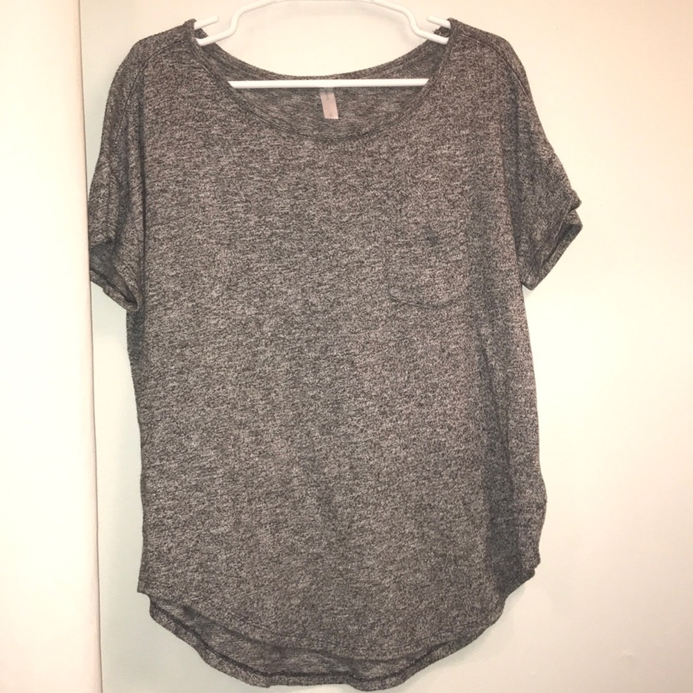 Grey top